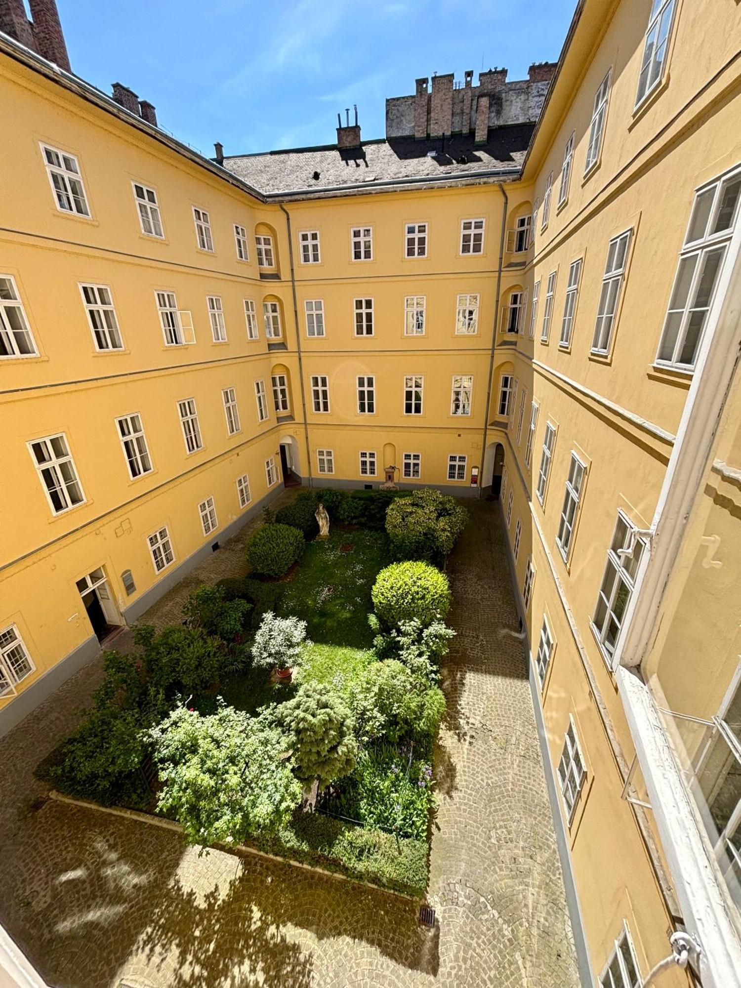 Chic & Zen Apartment Budapest Exterior photo
